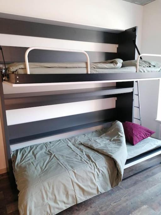 Erdvi Studija Spacious Studio Apartment Self Check In VNO Exterior photo